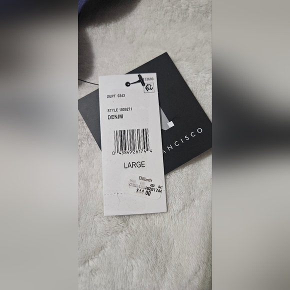 NWT Juniors Size Large Denim Color Short Sleeve Top - Picture 7 of 10